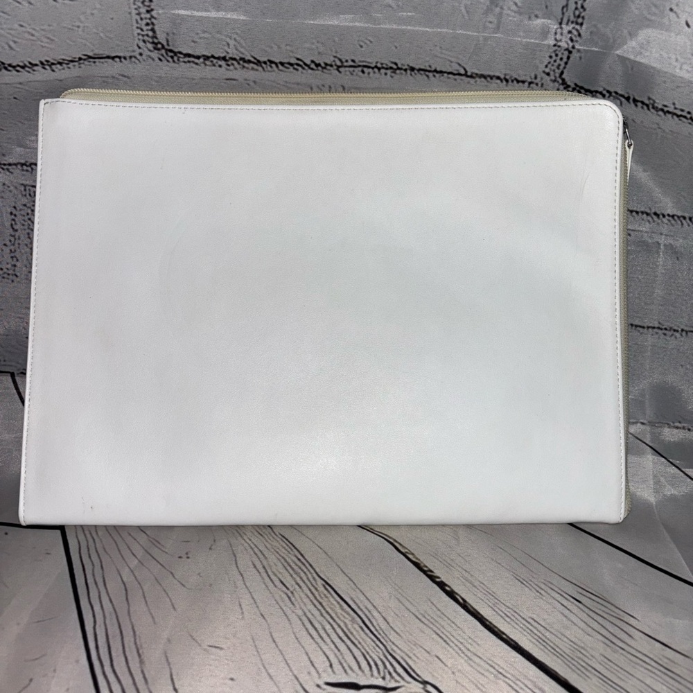LUCRIN A5 Soft Leather Zipped Bag Case